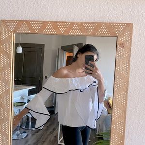 ZARA OFF THE SHOULDER TOP 🤍